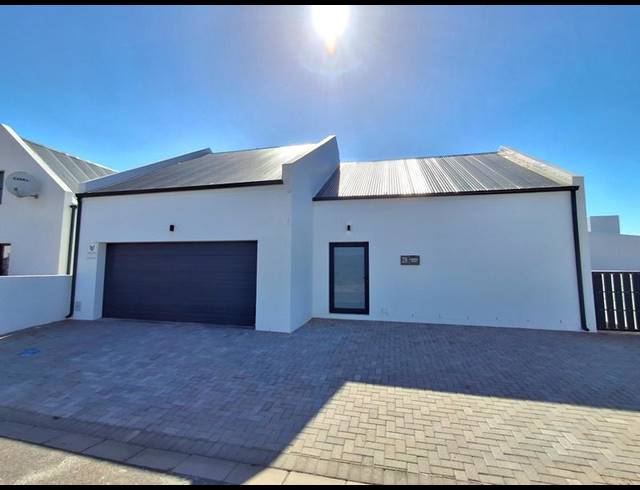 3 BEDROOM HOUSE FOR SALE IN BRITANNIA BAY